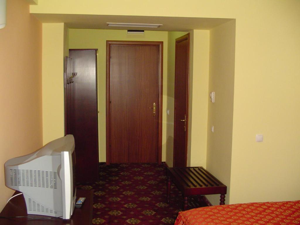 Hotel Europa Ploieşti Szoba fotó