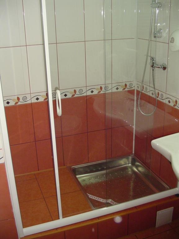 Hotel Europa Ploieşti Szoba fotó